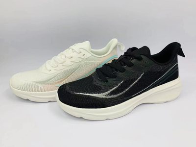 Sports shoes &nbsp;(2)